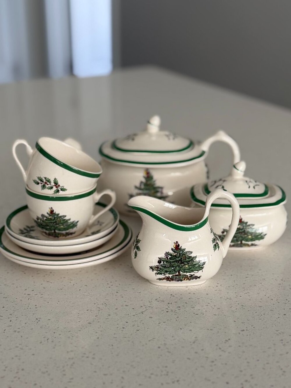 Spode Christmas Tree Child's Tea Set 11 pc.
